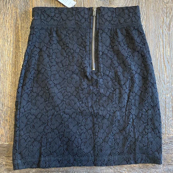 NWT Black Lace Skirt 🔥 - Picture 2 of 3
